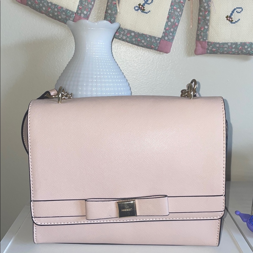 Nine West Baby Pink Bow 🎀 Reversible shoulder/crossbody bag